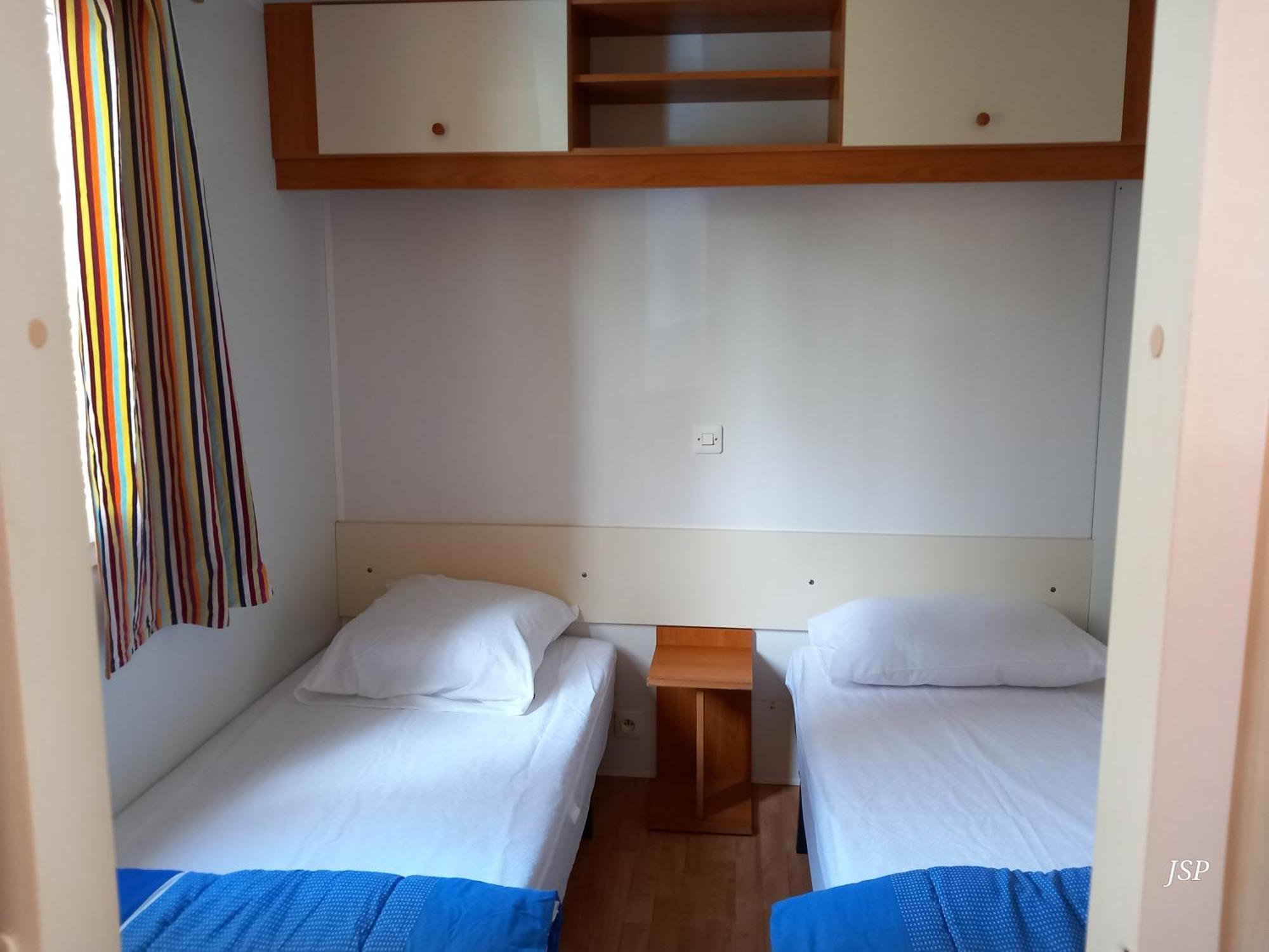 Mobilhome Les Volets Bleus Vaudreuille Exteriör bild